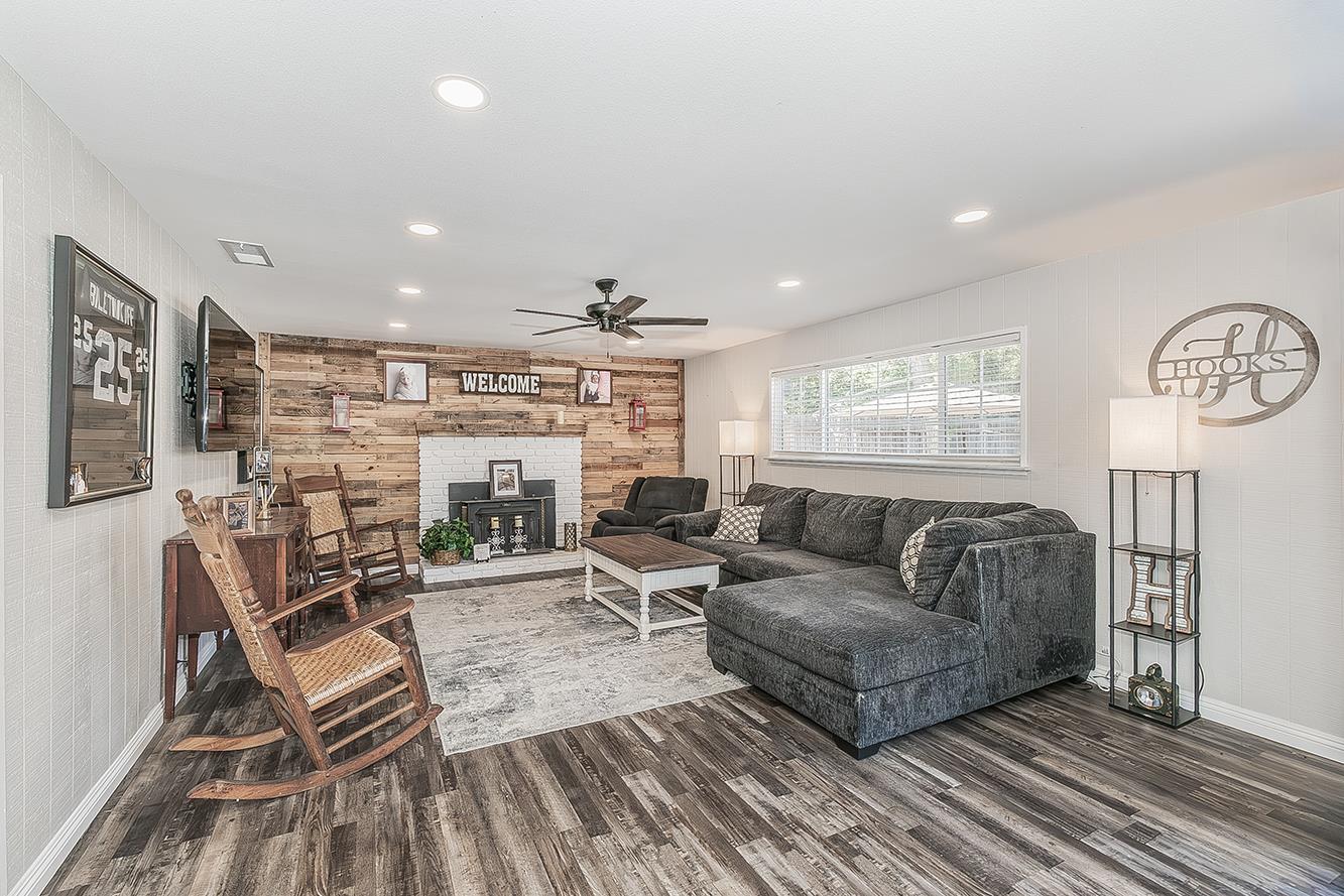 480 W Keats Ave, Fresno, CA 93704