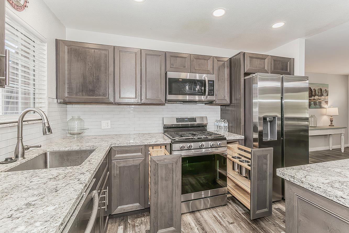 480 W Keats Ave, Fresno, CA 93704