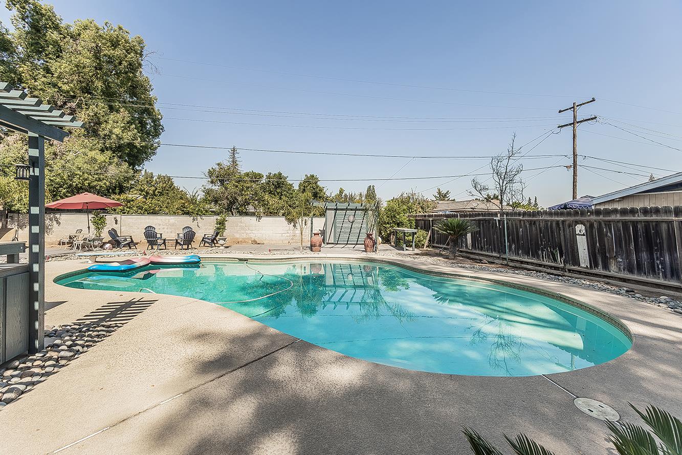 480 W Keats Ave, Fresno, CA 93704