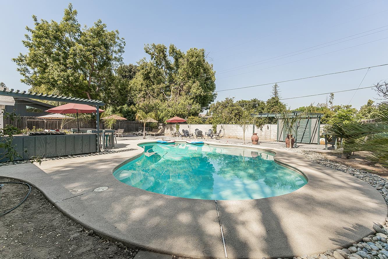 480 W Keats Ave, Fresno, CA 93704