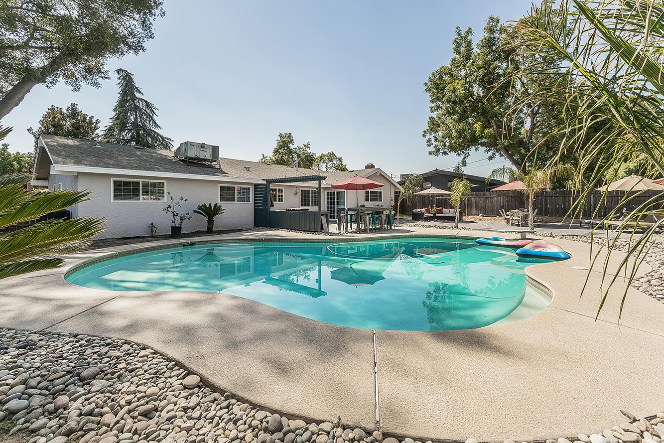 480 W Keats Ave, Fresno, CA 93704