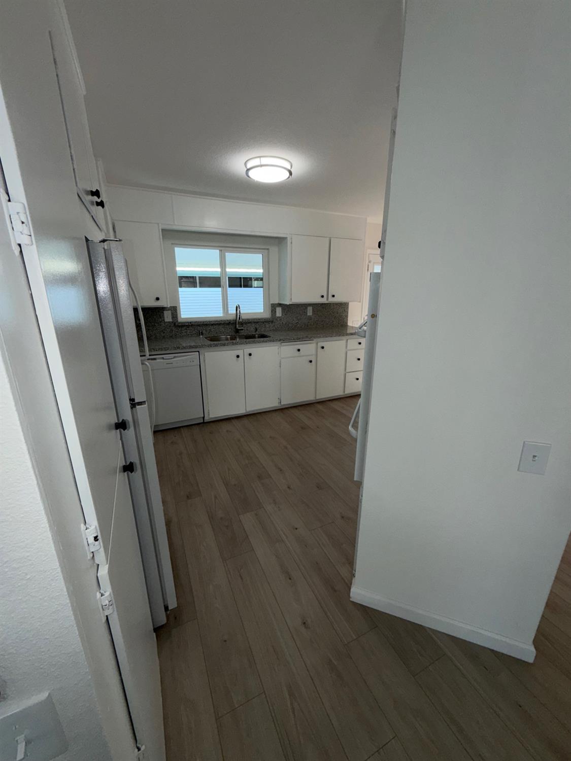 2706 W Ashlan Ave #113, Fresno, CA 93705