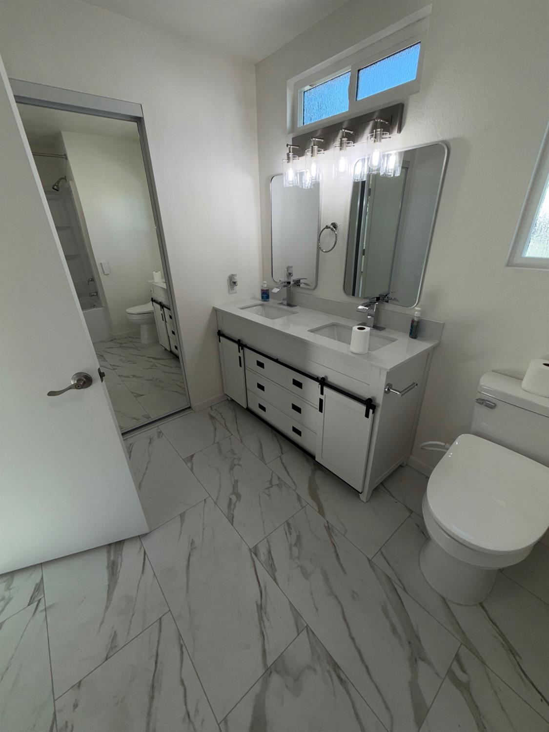 2706 W Ashlan Ave #113, Fresno, CA 93705