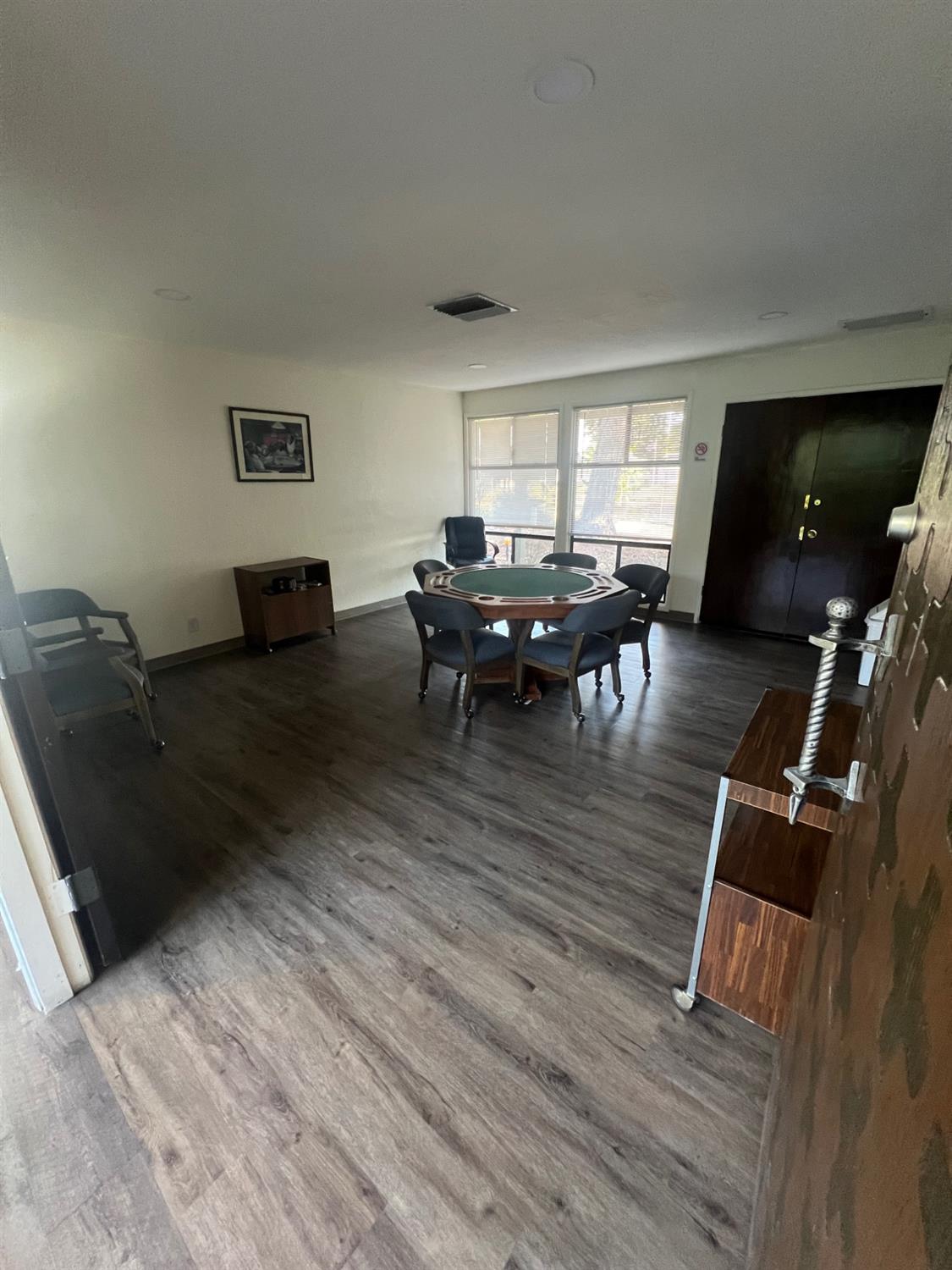 2706 W Ashlan Ave #113, Fresno, CA 93705