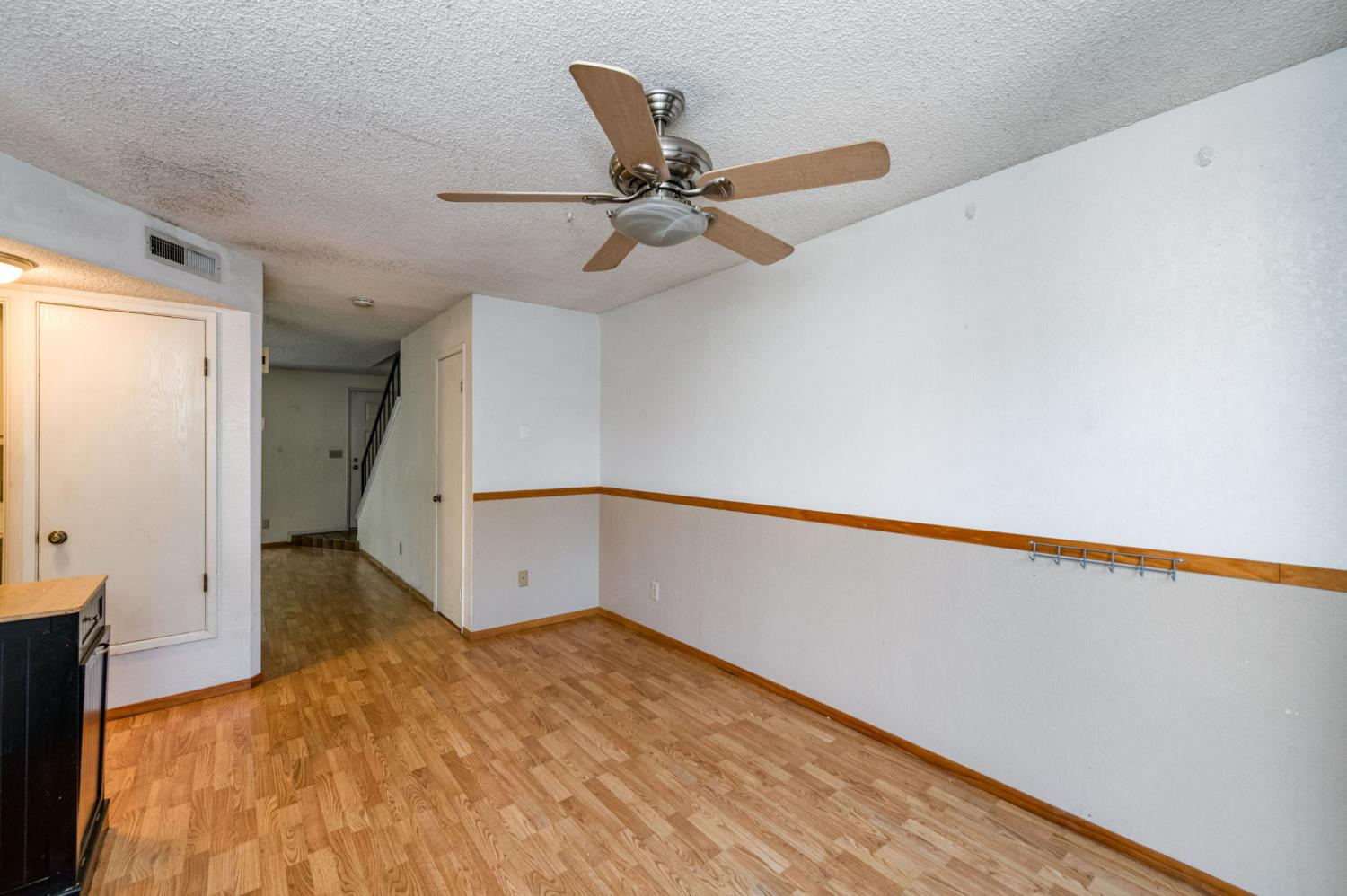 4757 N Woodrow Ave #143, Fresno, CA 93726