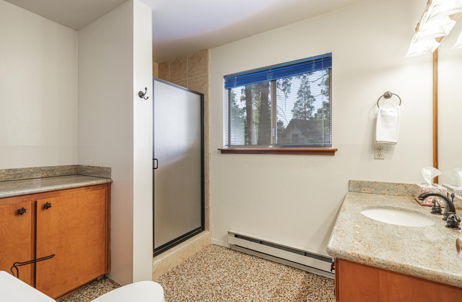 38681 N Applewine, Shaver Lake, CA 93664