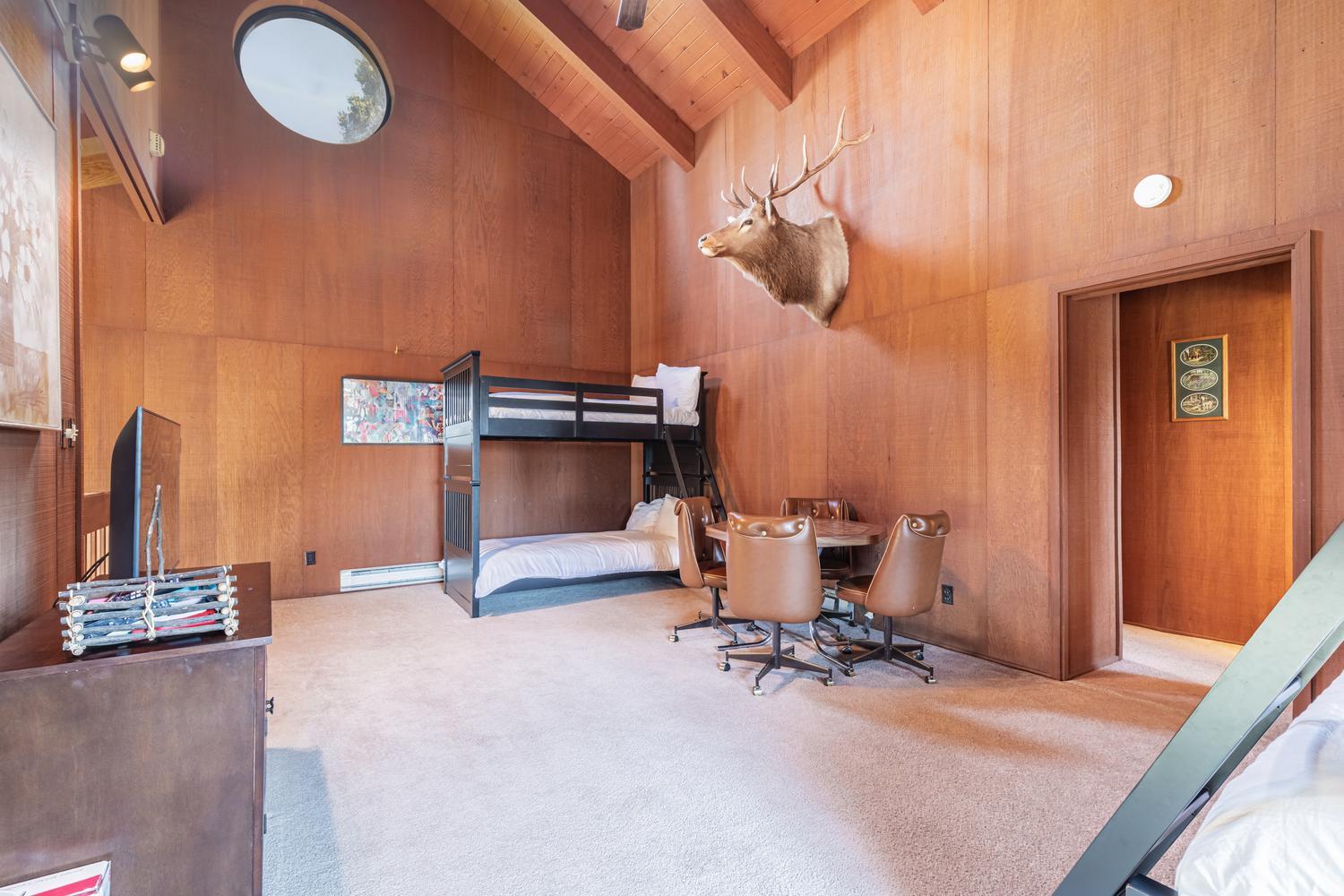 38681 N Applewine, Shaver Lake, CA 93664