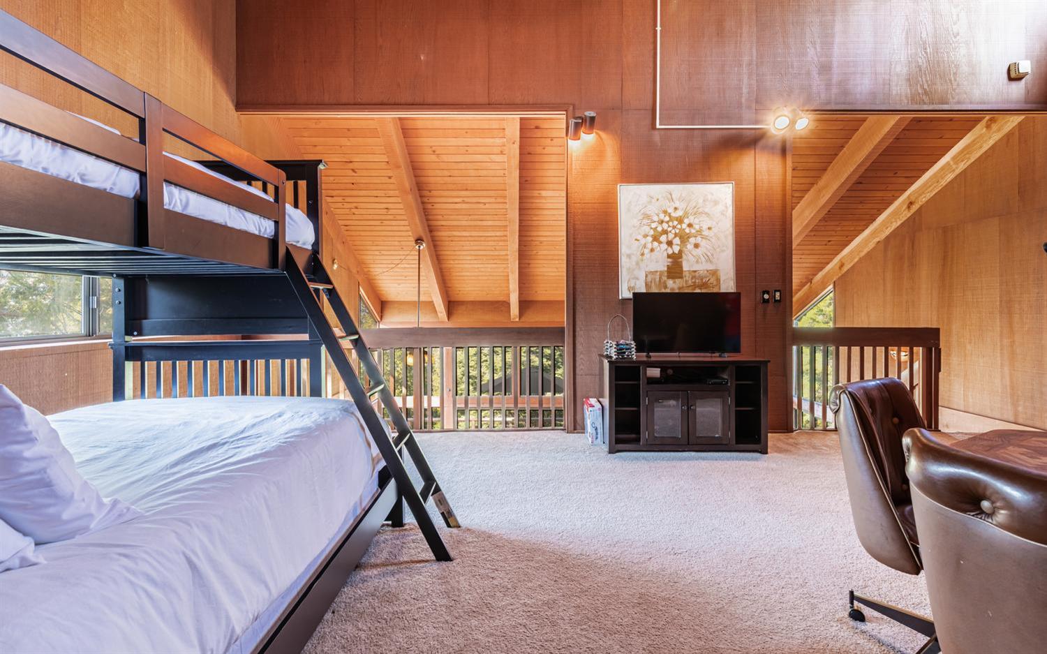 38681 N Applewine, Shaver Lake, CA 93664