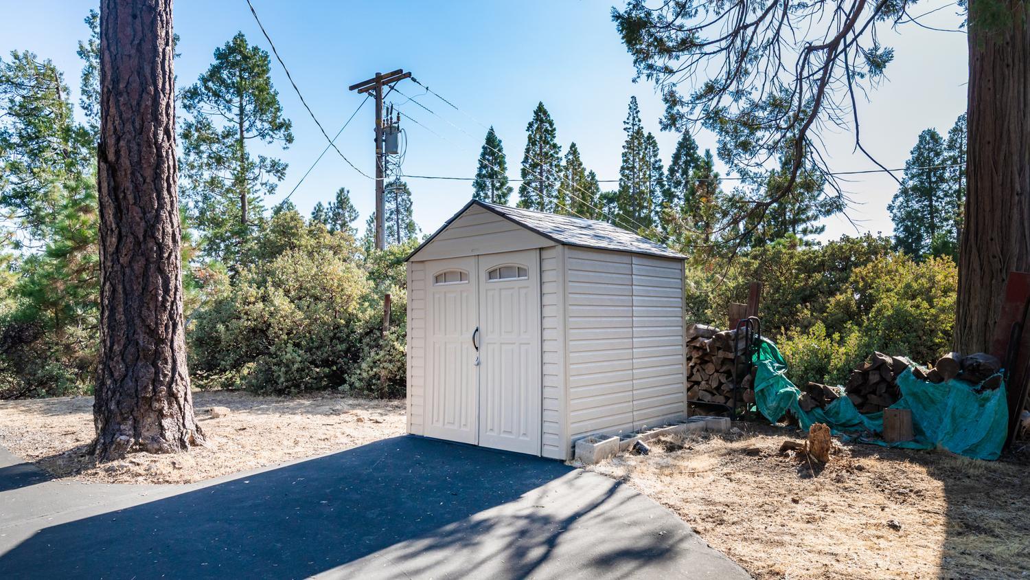 38681 N Applewine, Shaver Lake, CA 93664