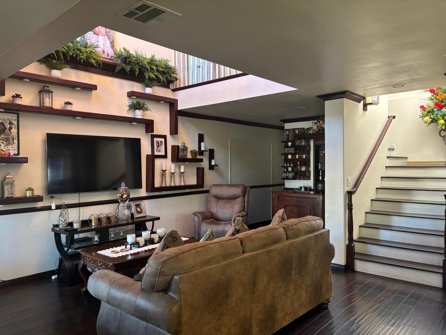 833 Aileron Ave, La Puente, CA 91744