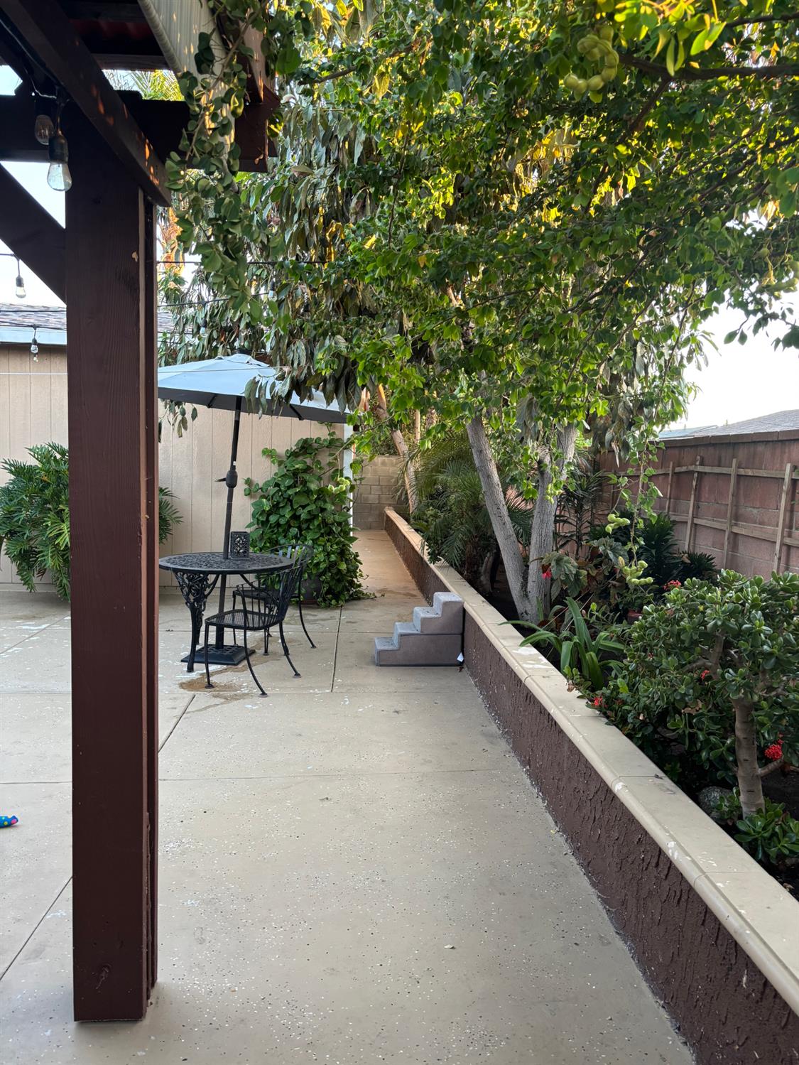 833 Aileron Ave, La Puente, CA 91744