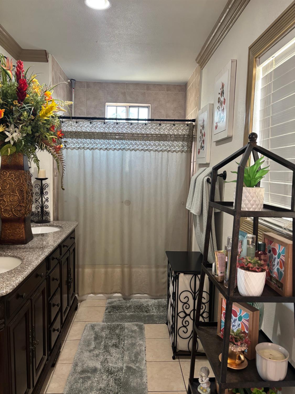 833 Aileron Ave, La Puente, CA 91744
