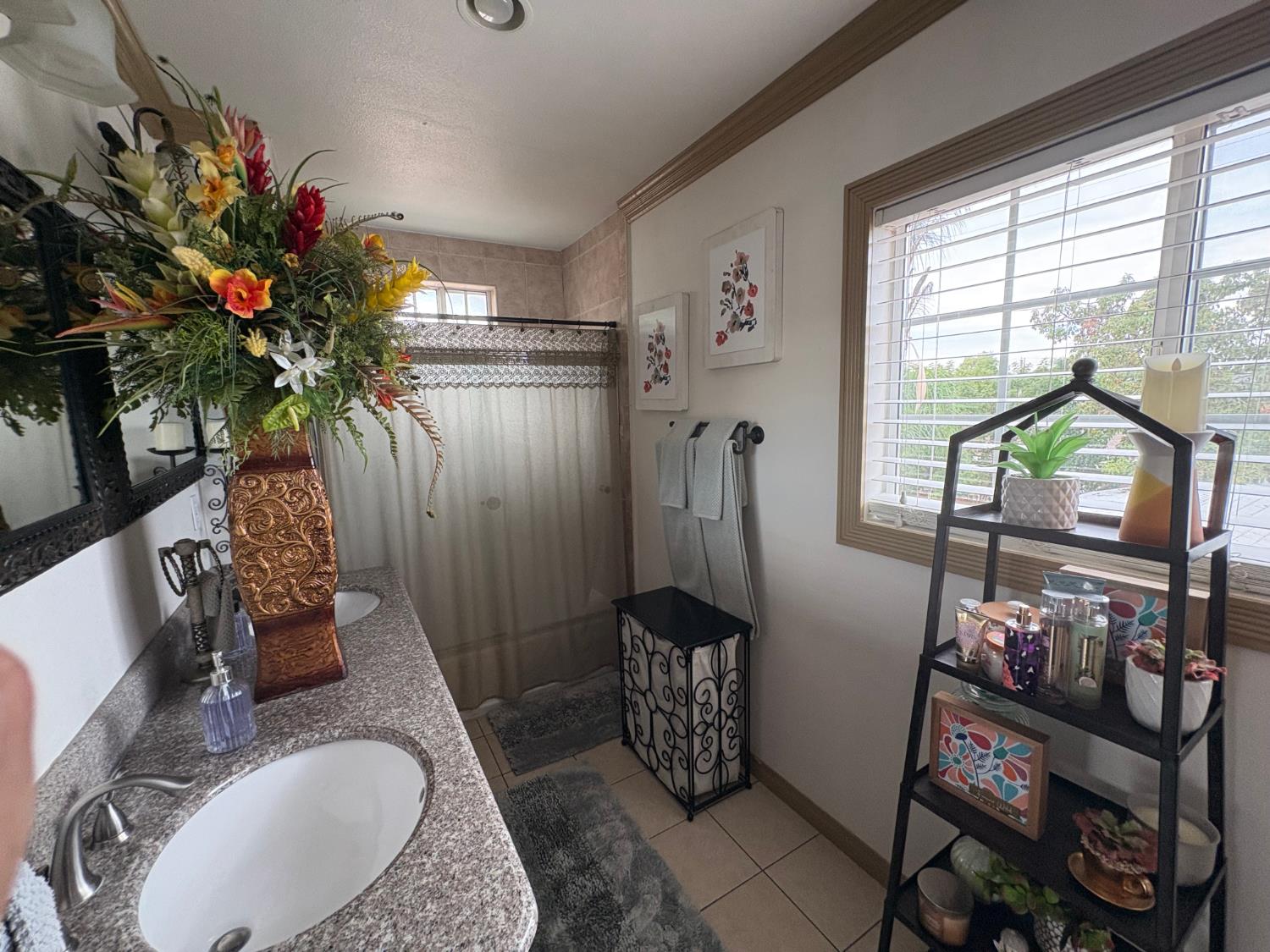 833 Aileron Ave, La Puente, CA 91744