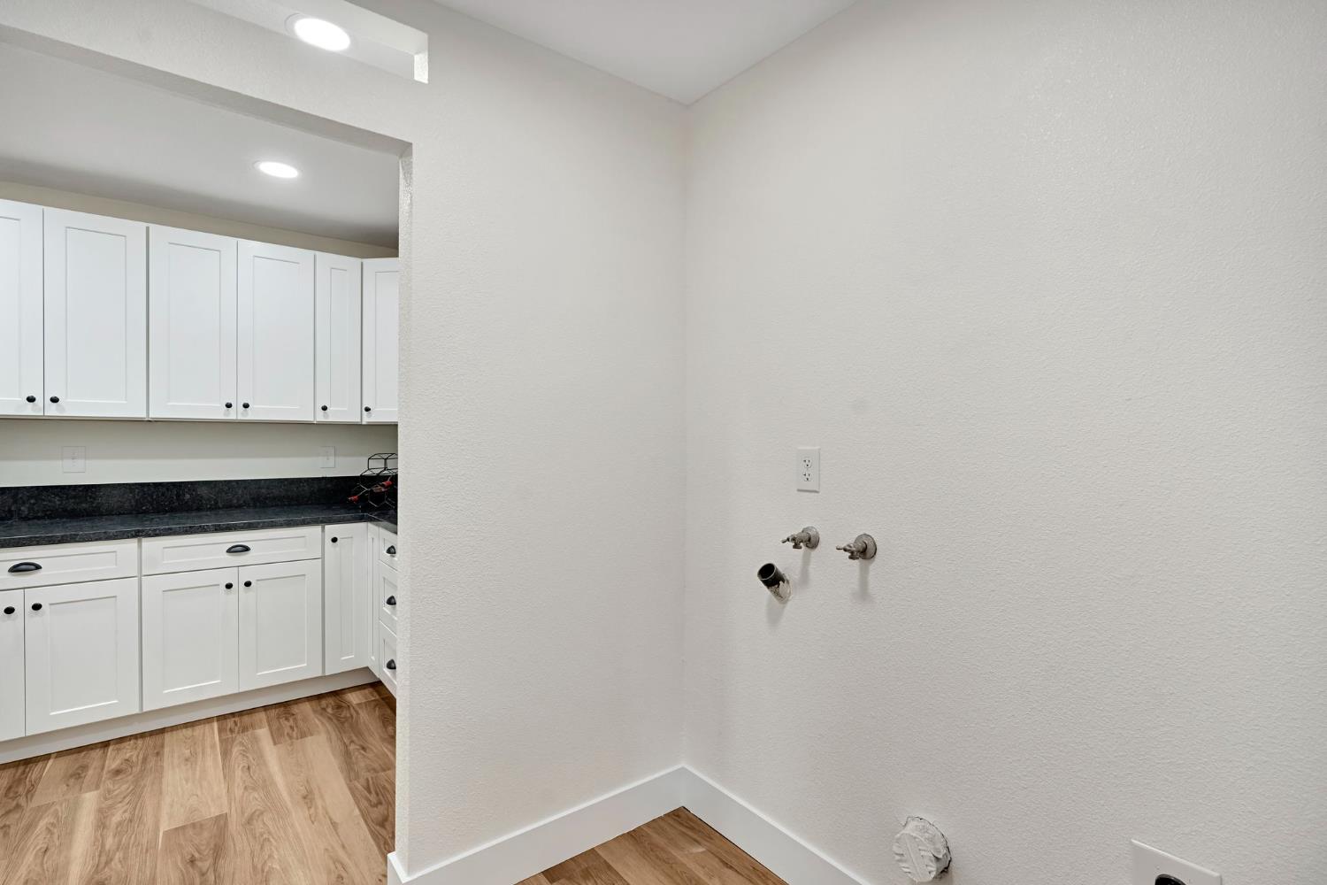 18807 Smithwood Dr, Madera, CA 93638