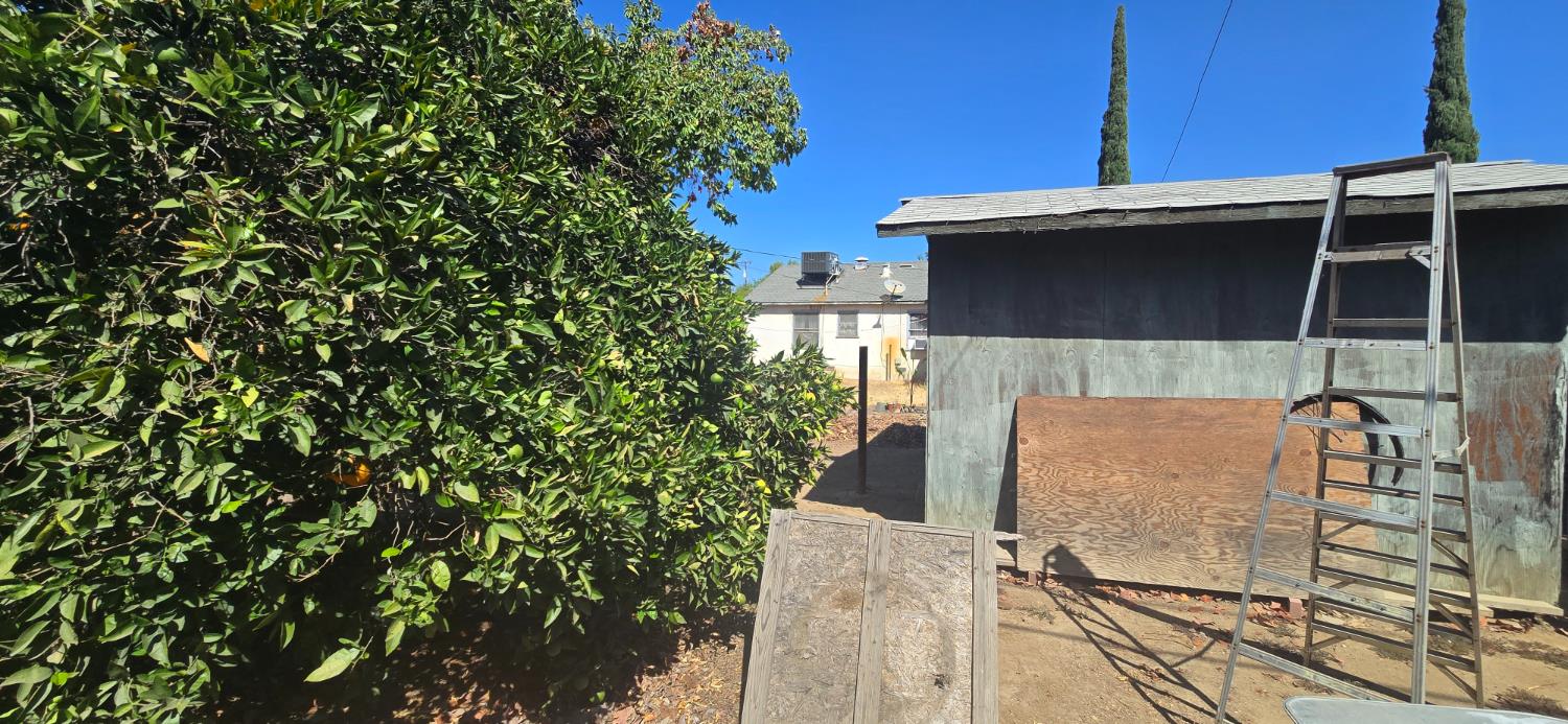 1312 E Michigan Ave, Fresno, CA 93704