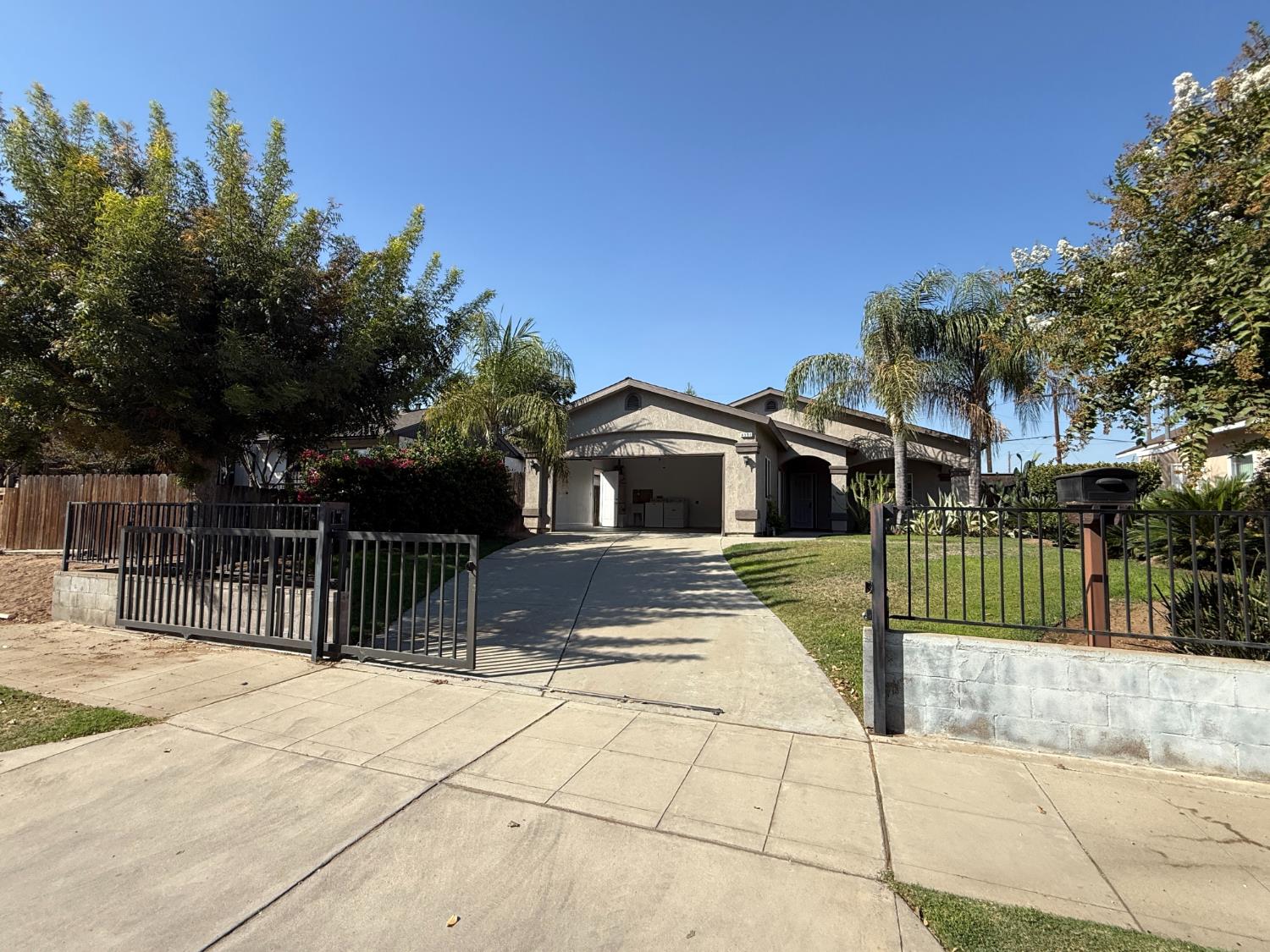 4591 E Balch Ave, Fresno, CA 93702