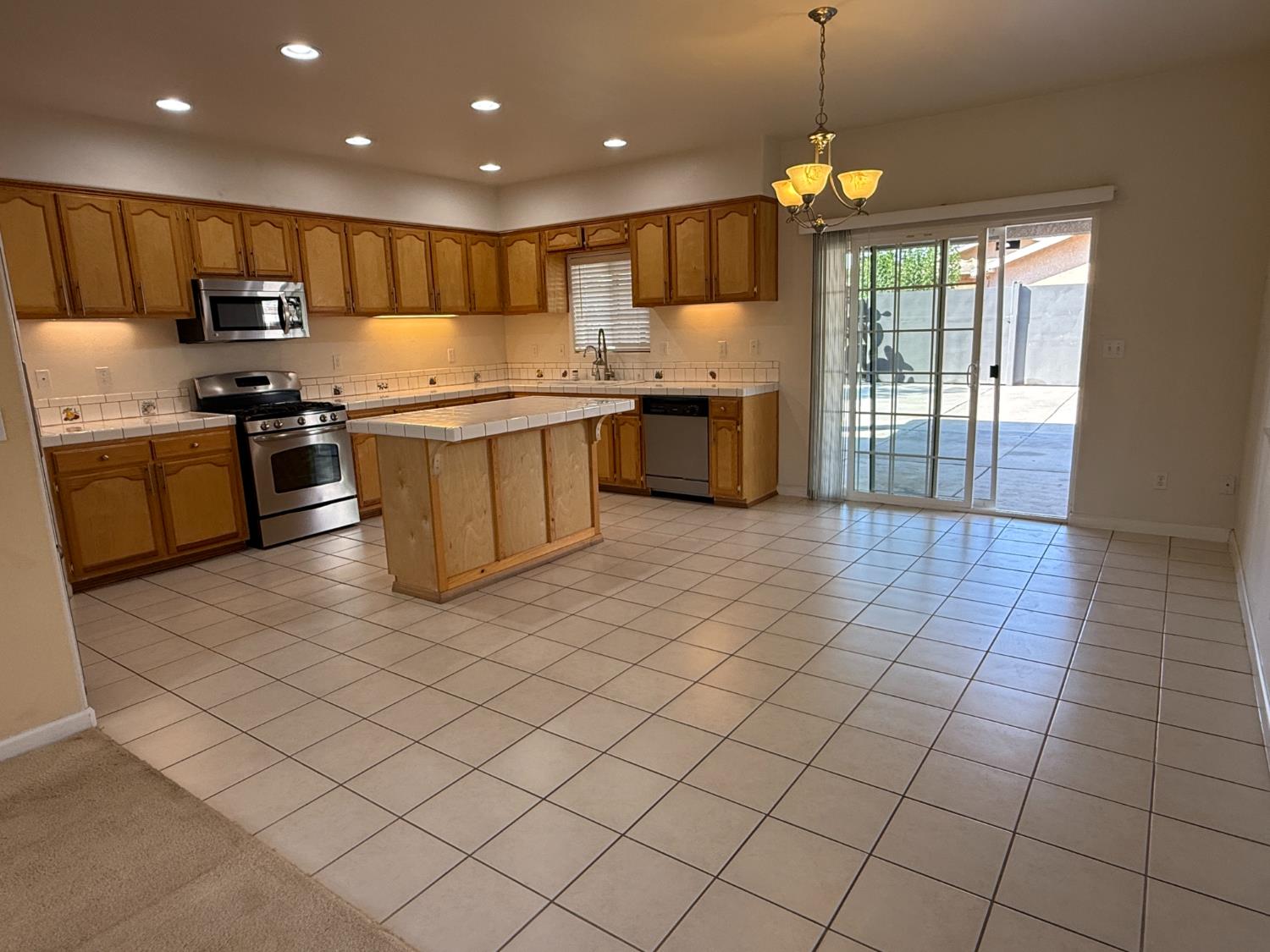 4591 E Balch Ave, Fresno, CA 93702