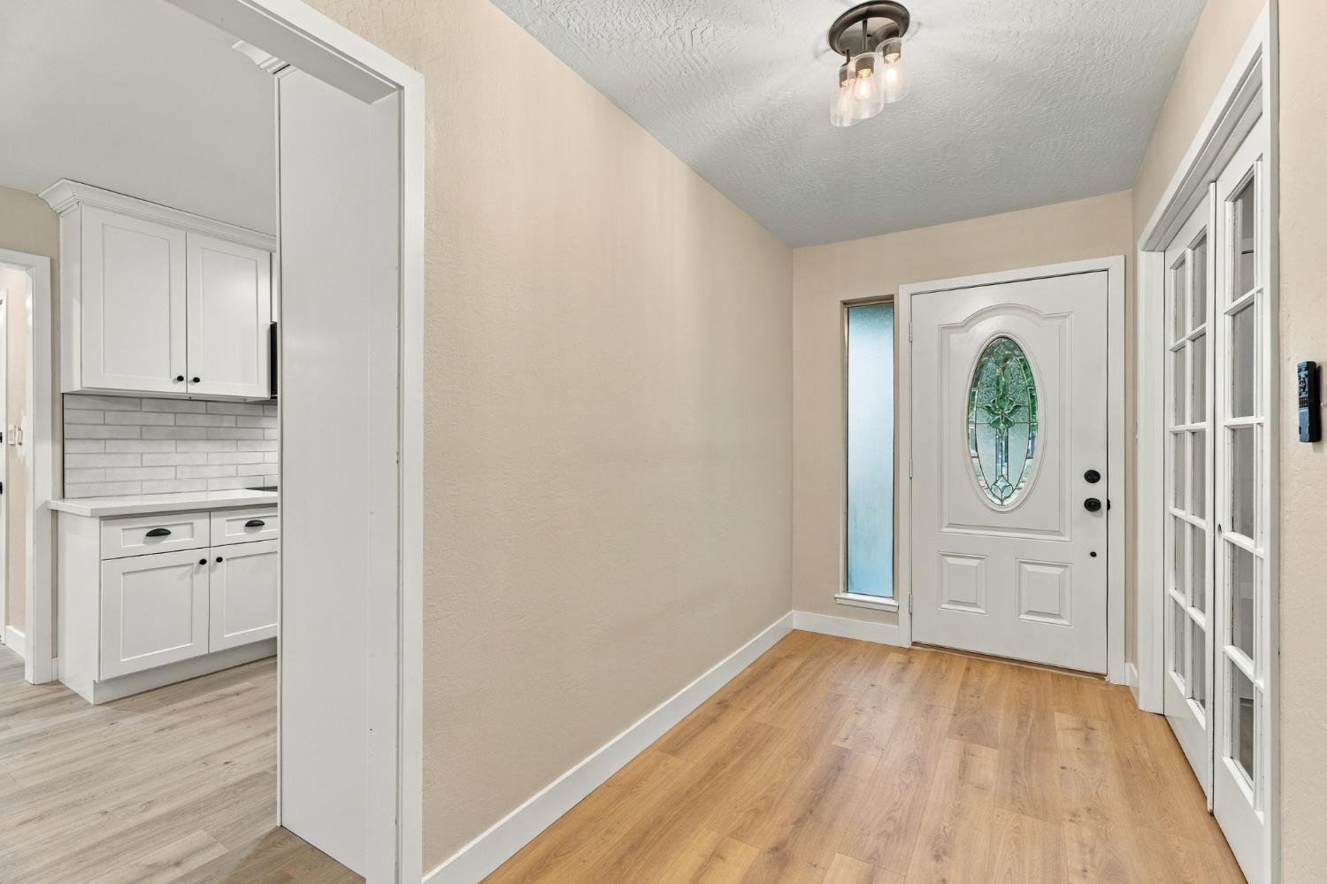 1426 W Minarets Ave, Fresno, CA 93711