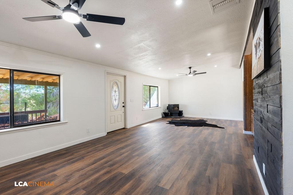 24701 Chamanimani Ct, Tehachapi, CA 93561