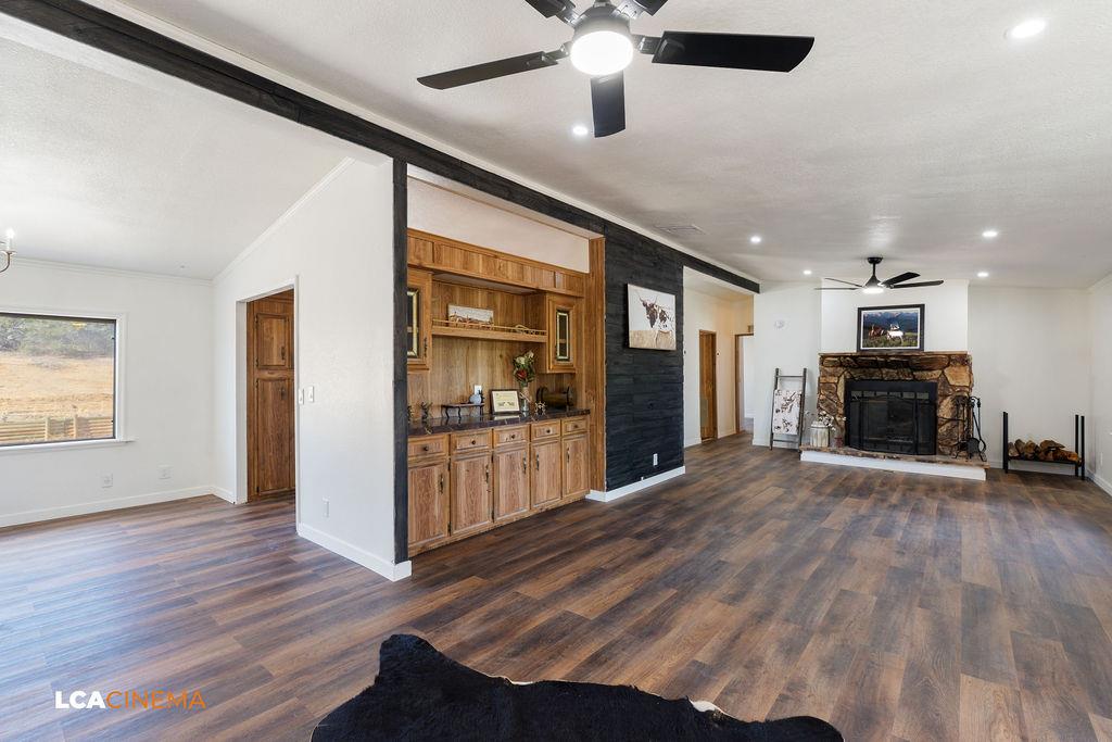 24701 Chamanimani Ct, Tehachapi, CA 93561