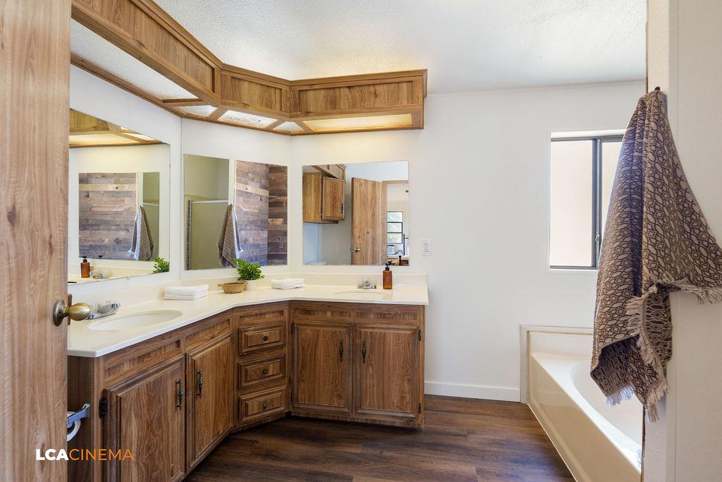 24701 Chamanimani Ct, Tehachapi, CA 93561