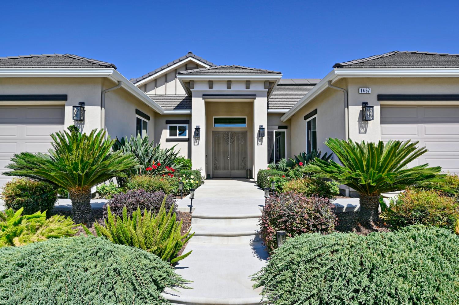 1457 Jordan Ave, Clovis, CA 93611