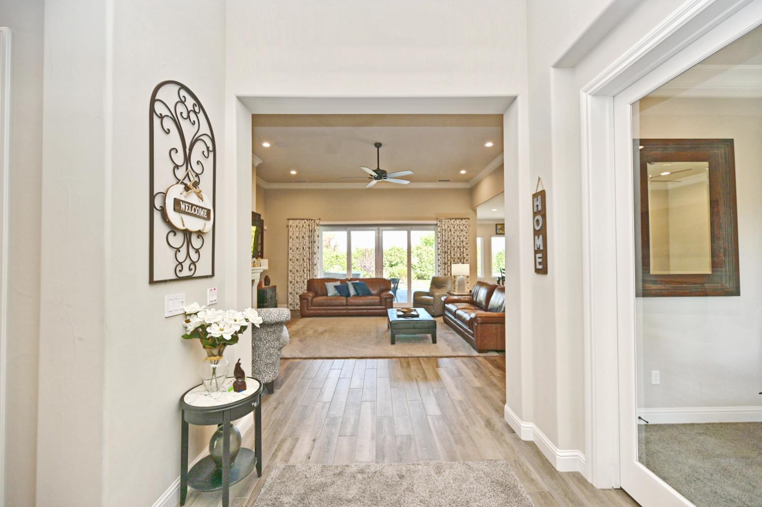 1457 Jordan Ave, Clovis, CA 93611