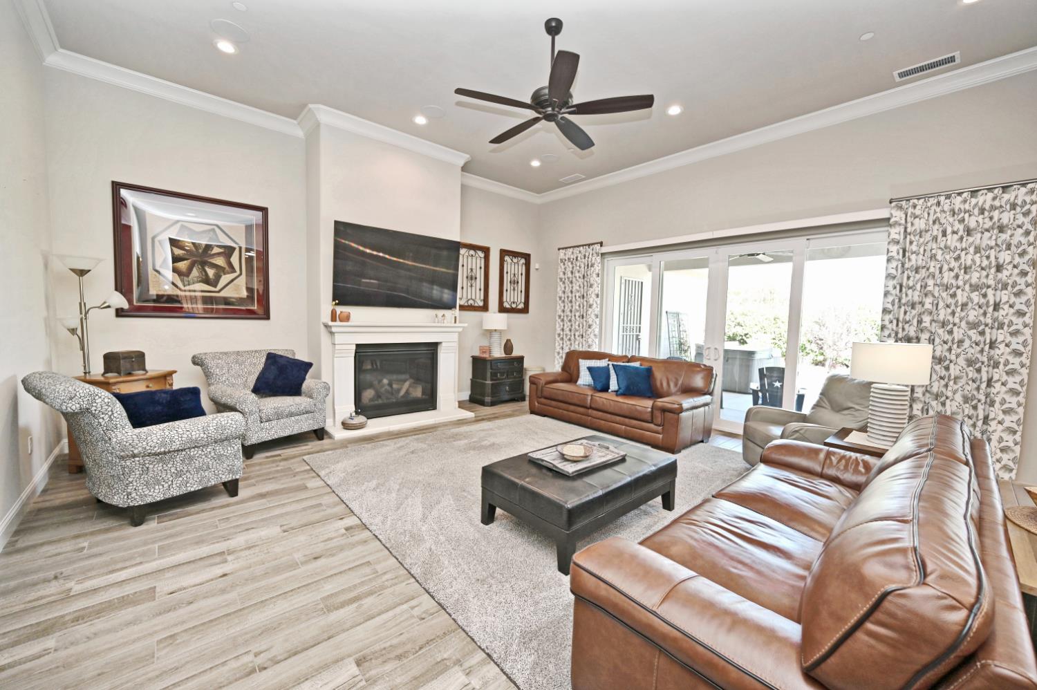1457 Jordan Ave, Clovis, CA 93611