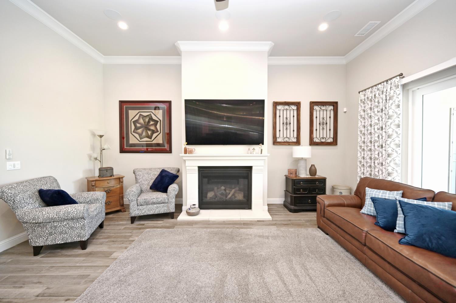 1457 Jordan Ave, Clovis, CA 93611