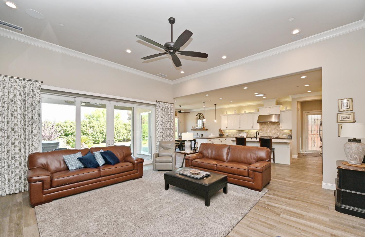 1457 Jordan Ave, Clovis, CA 93611
