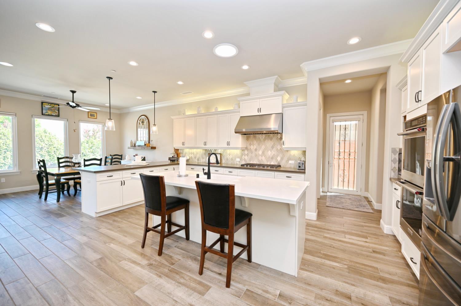 1457 Jordan Ave, Clovis, CA 93611