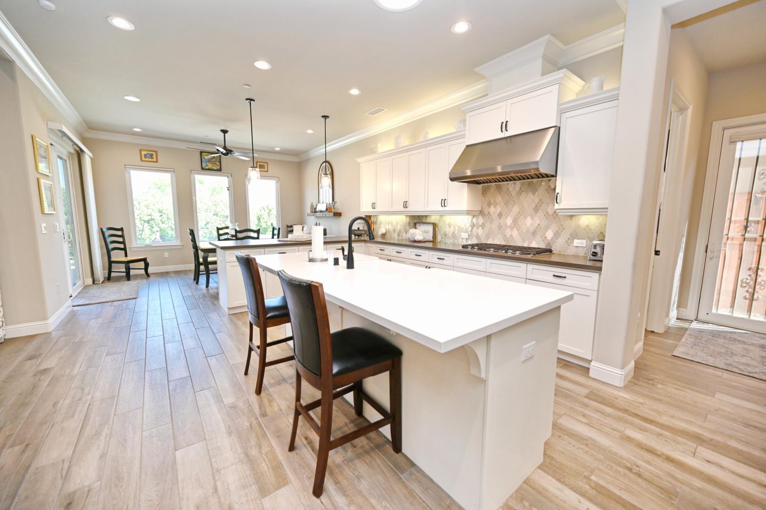 1457 Jordan Ave, Clovis, CA 93611