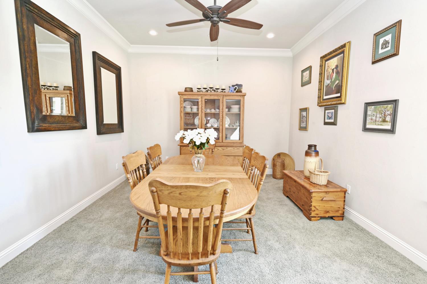 1457 Jordan Ave, Clovis, CA 93611