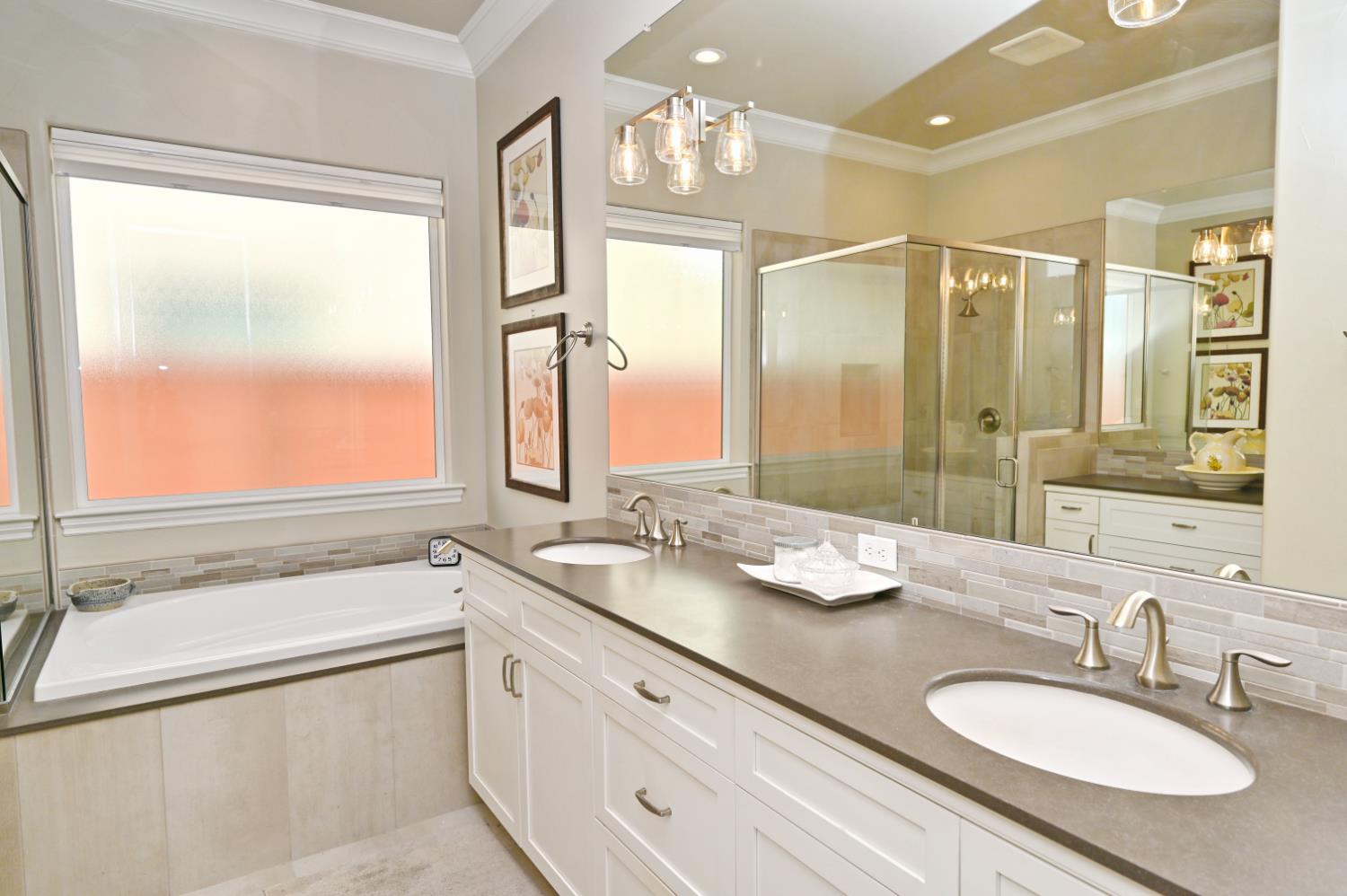 1457 Jordan Ave, Clovis, CA 93611