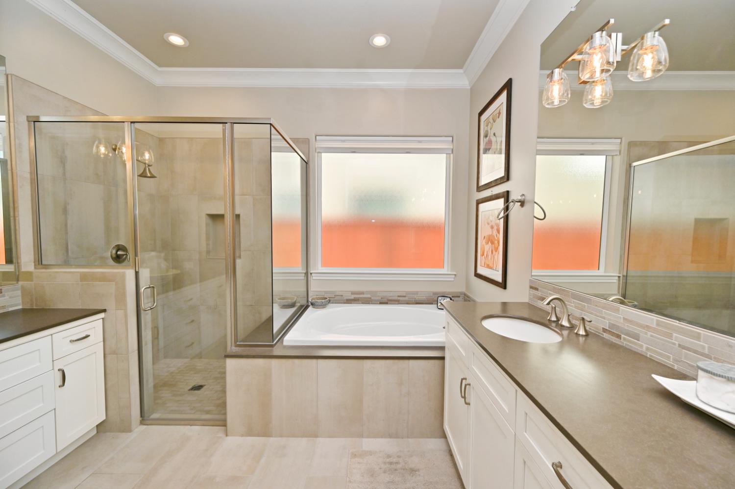 1457 Jordan Ave, Clovis, CA 93611