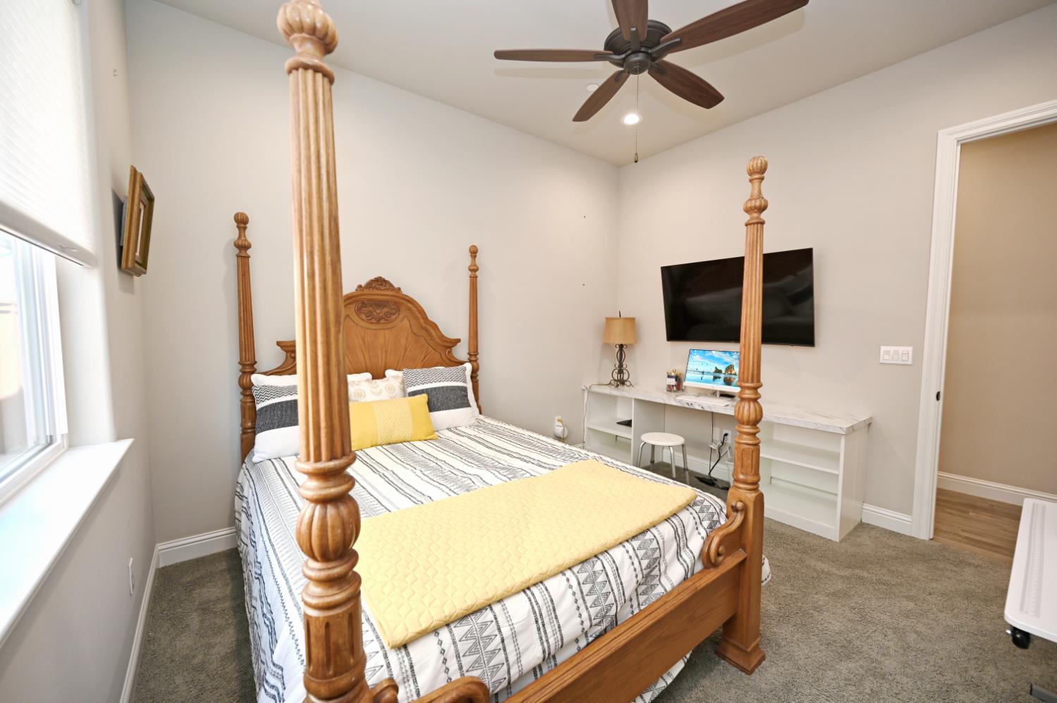 1457 Jordan Ave, Clovis, CA 93611