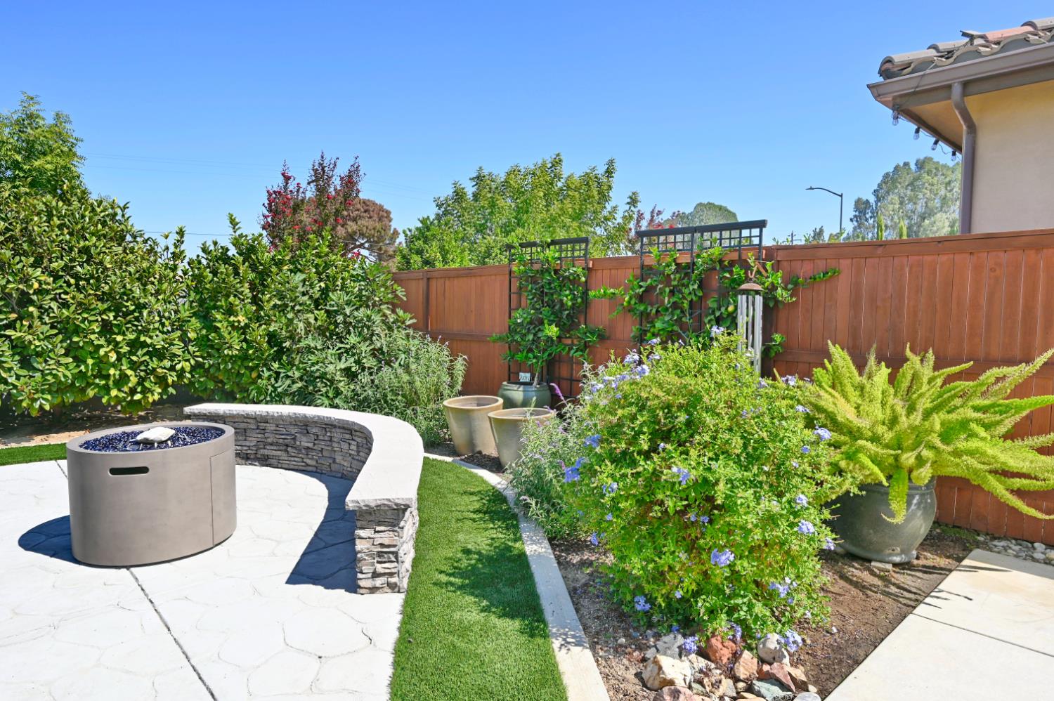 1457 Jordan Ave, Clovis, CA 93611