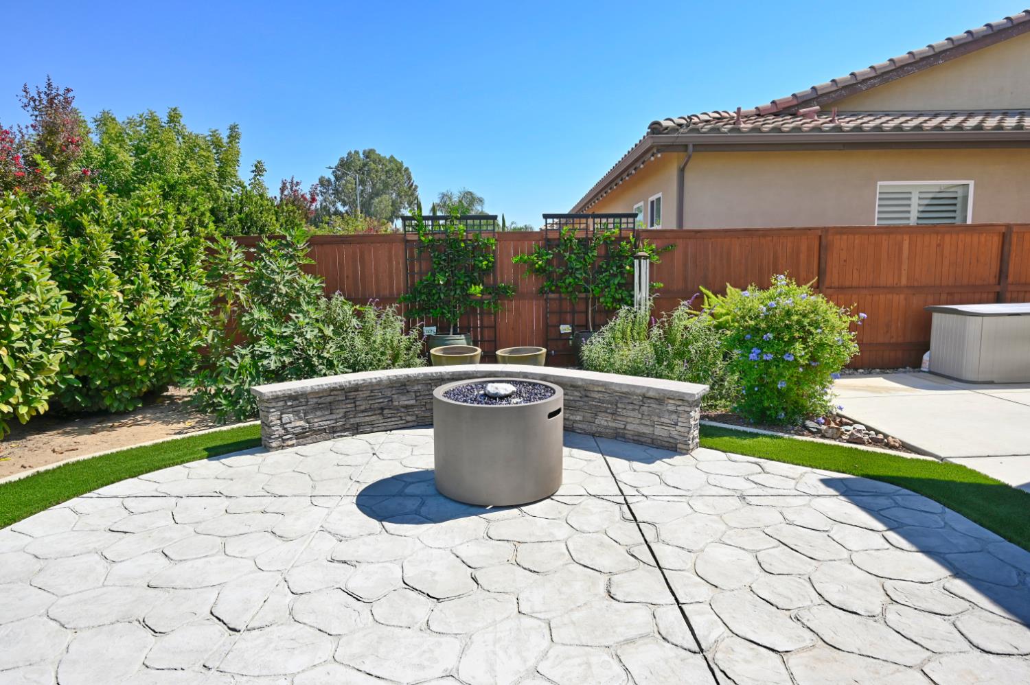 1457 Jordan Ave, Clovis, CA 93611