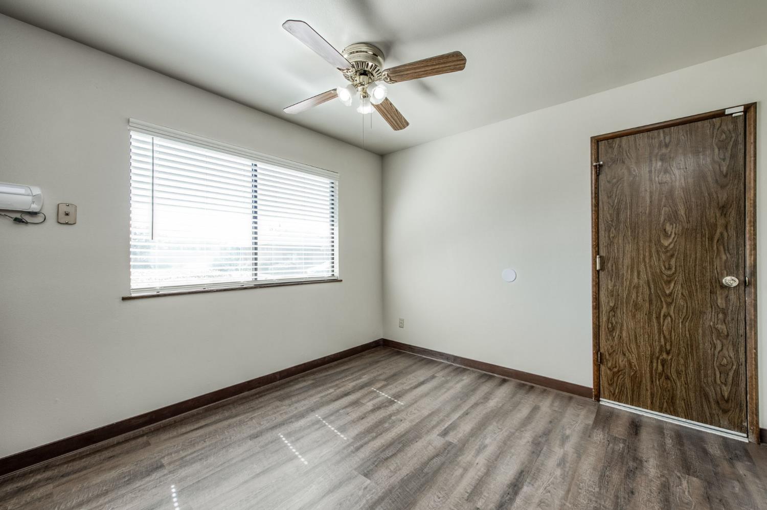 1382 E Tenaya Way, Fresno, CA 93710