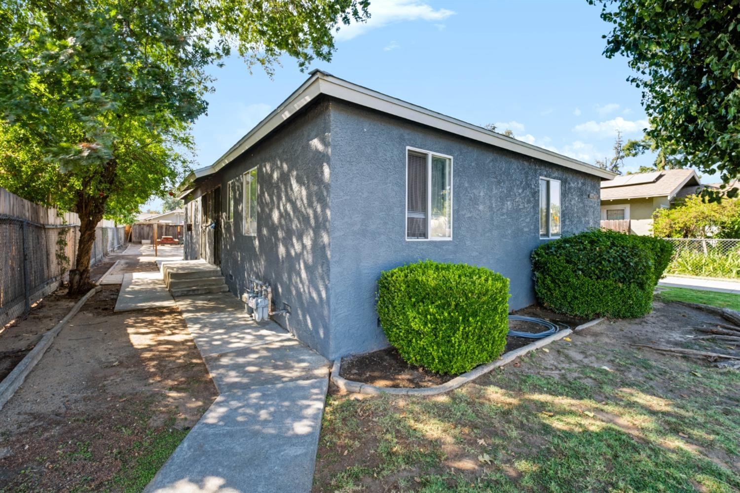 961 963 N Palm Ave, Fresno, CA 93728