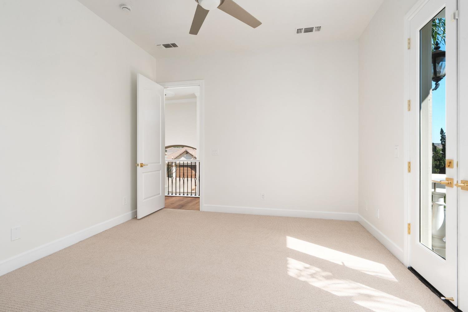10743 N Baird Ave, Fresno, CA 93730