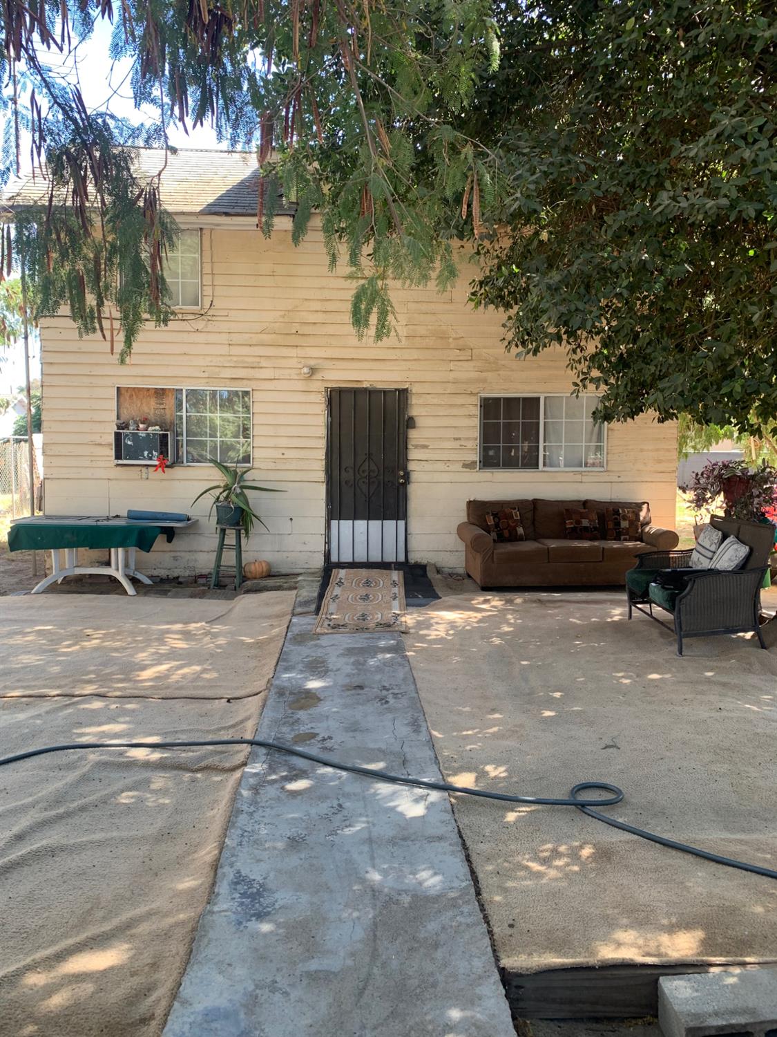 138 G St, Turlock, CA 95380