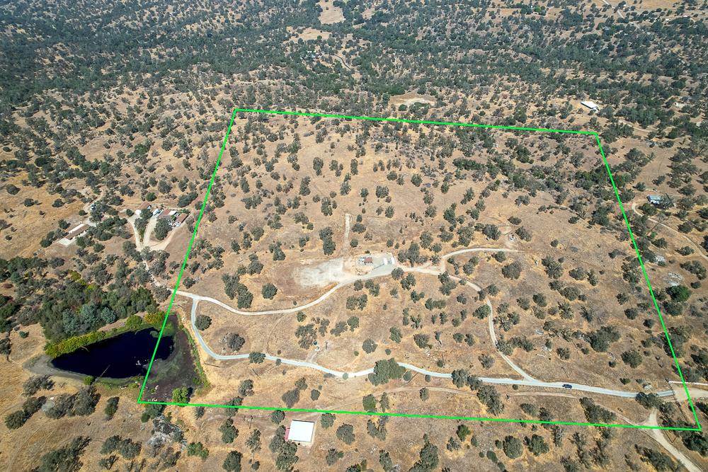 29836 Thunderbird Ln, Prather, CA 93651