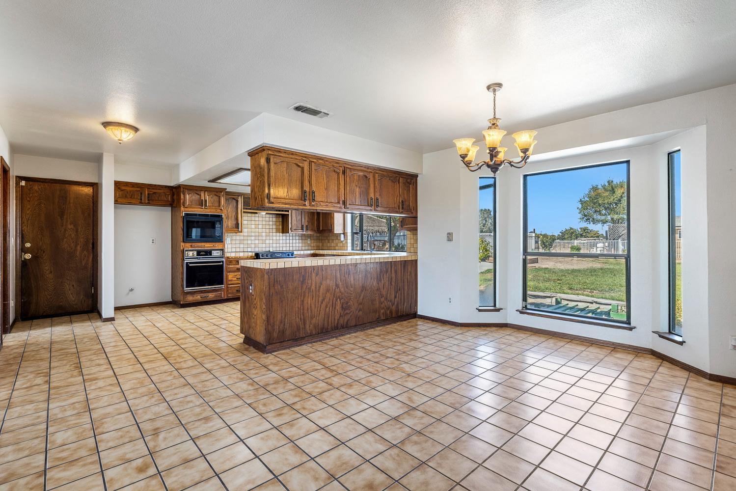 34717 Avenue 13, Madera, CA 93636