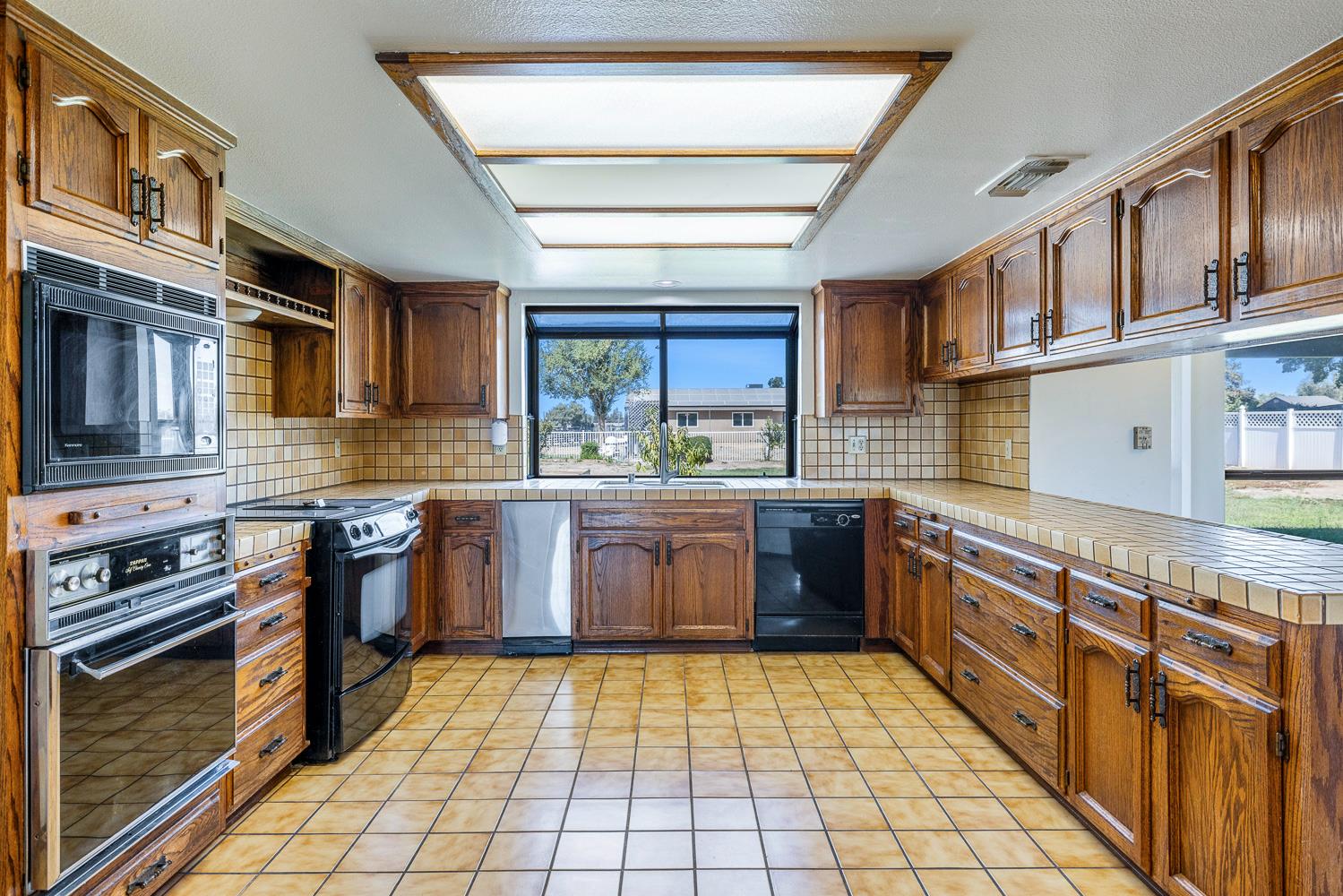 34717 Avenue 13, Madera, CA 93636