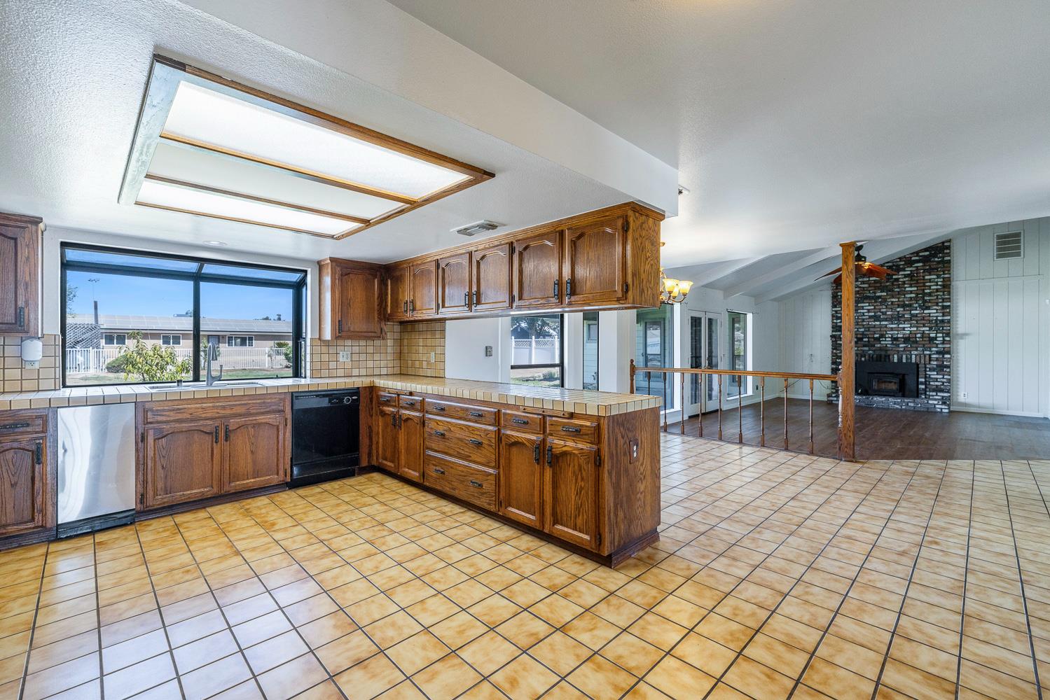 34717 Avenue 13, Madera, CA 93636