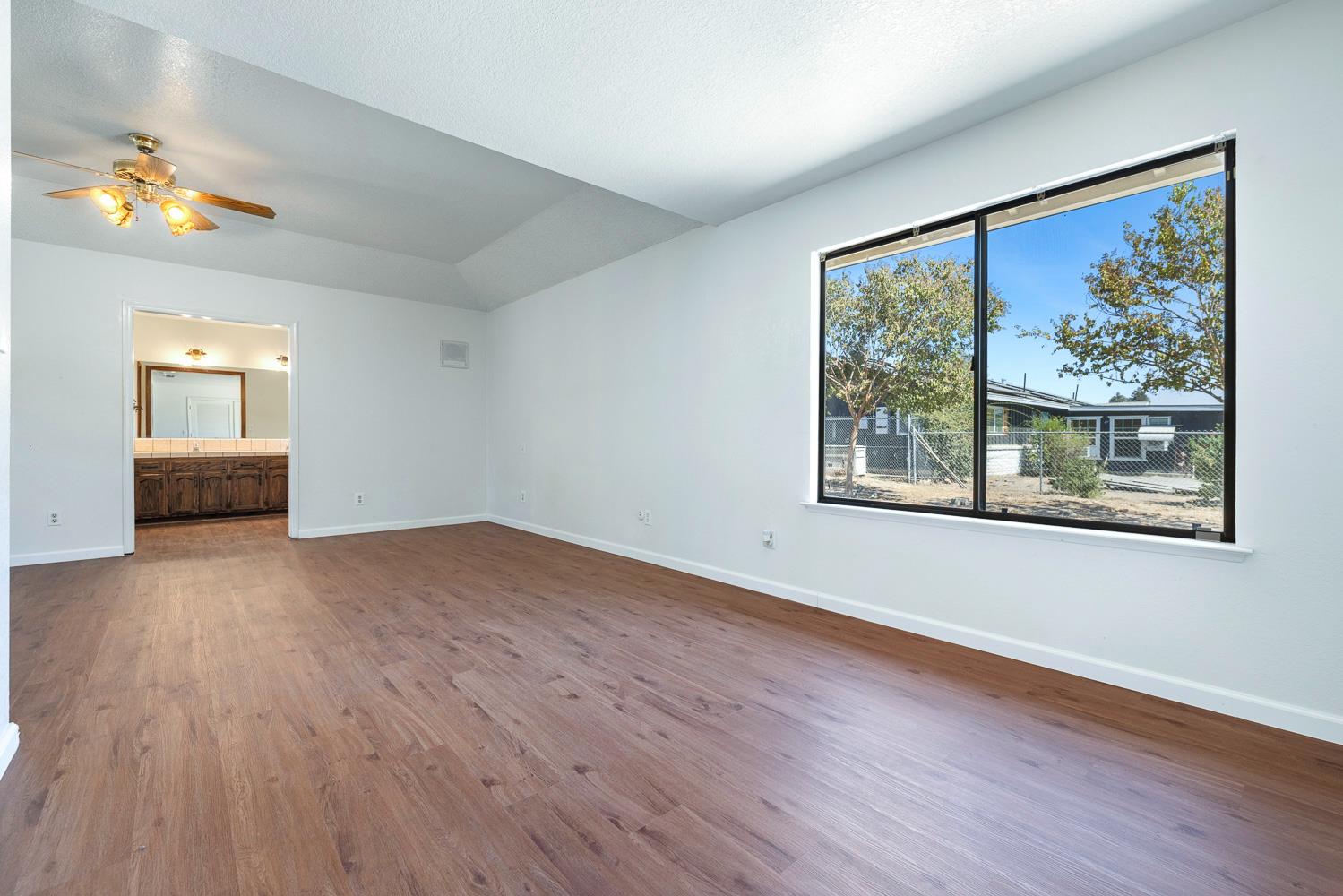 34717 Avenue 13, Madera, CA 93636