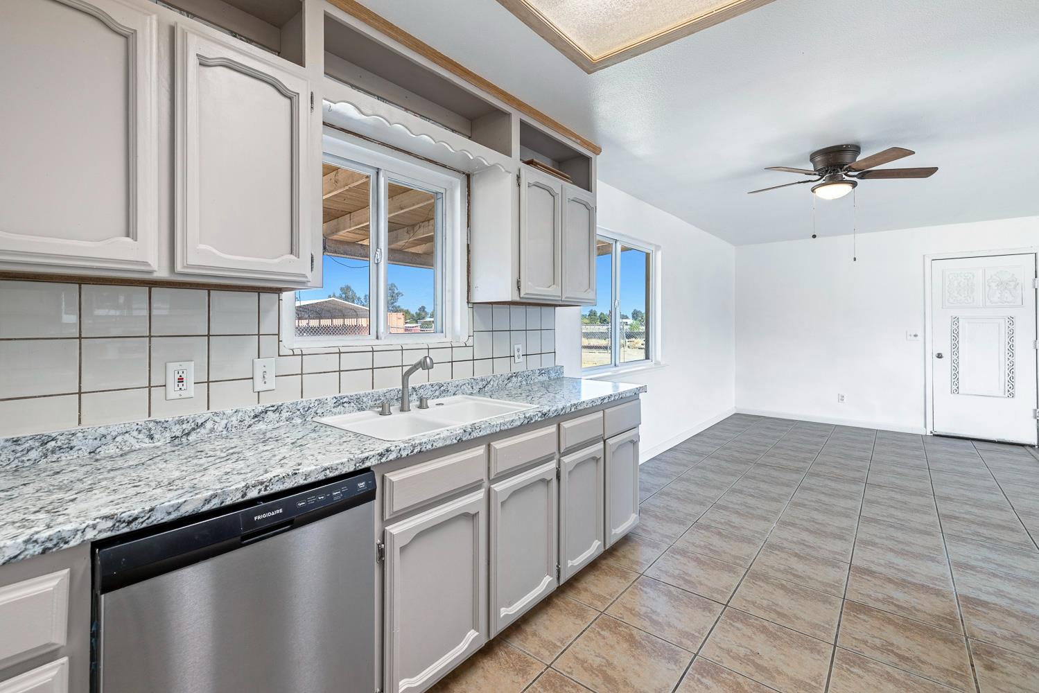 34717 Avenue 13, Madera, CA 93636