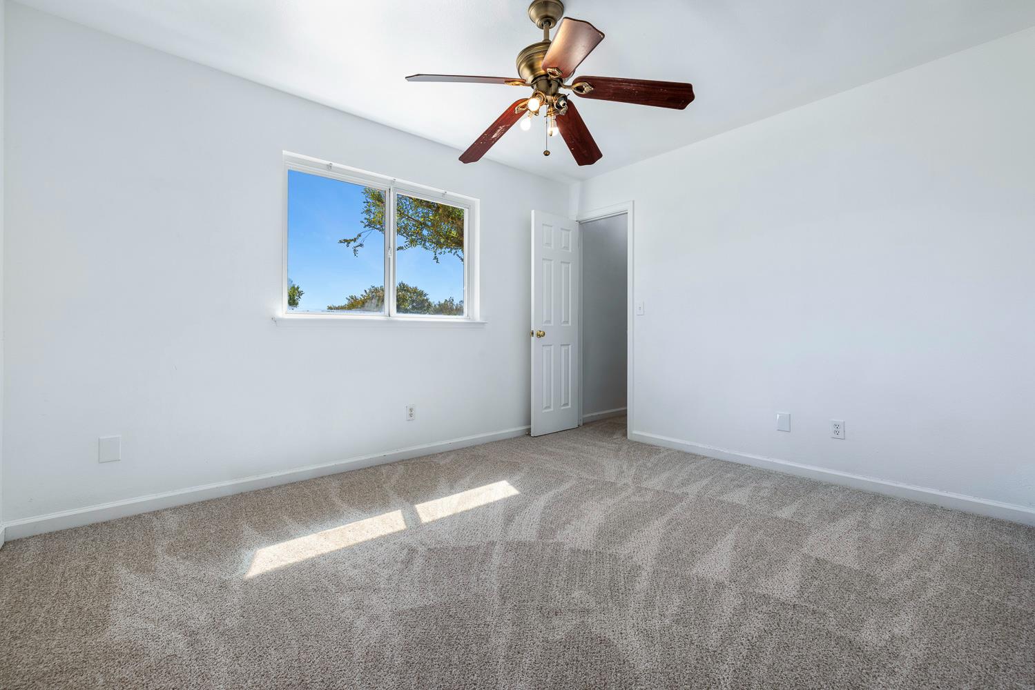 34717 Avenue 13, Madera, CA 93636