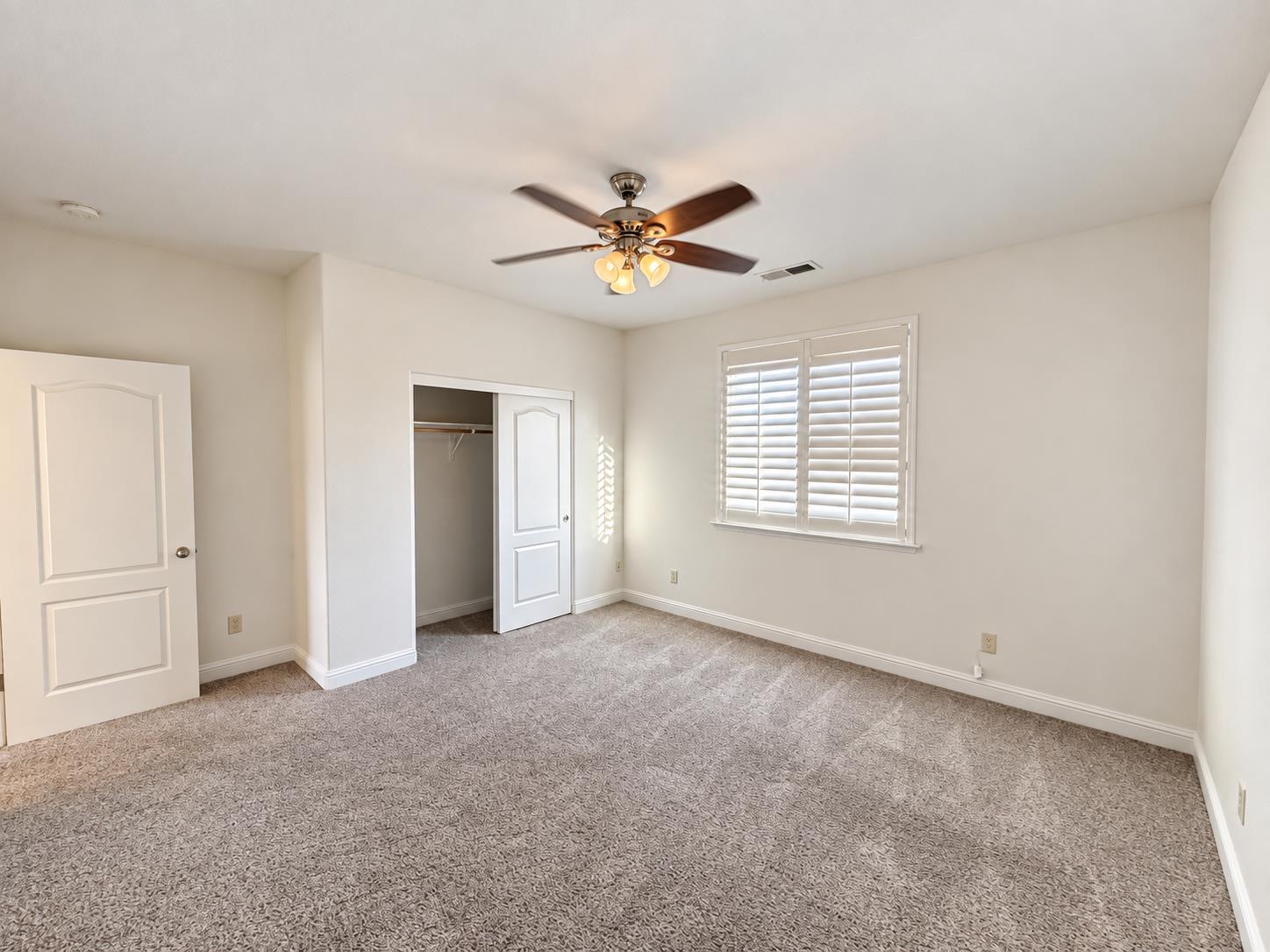 5932 E Byrd Ave, Fresno, CA 93727